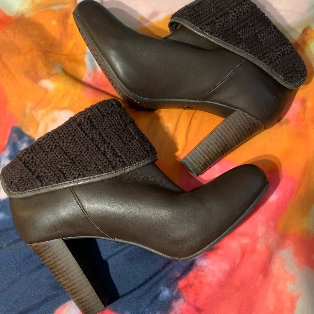 UGG Dandelion Brown Ankle Boots
